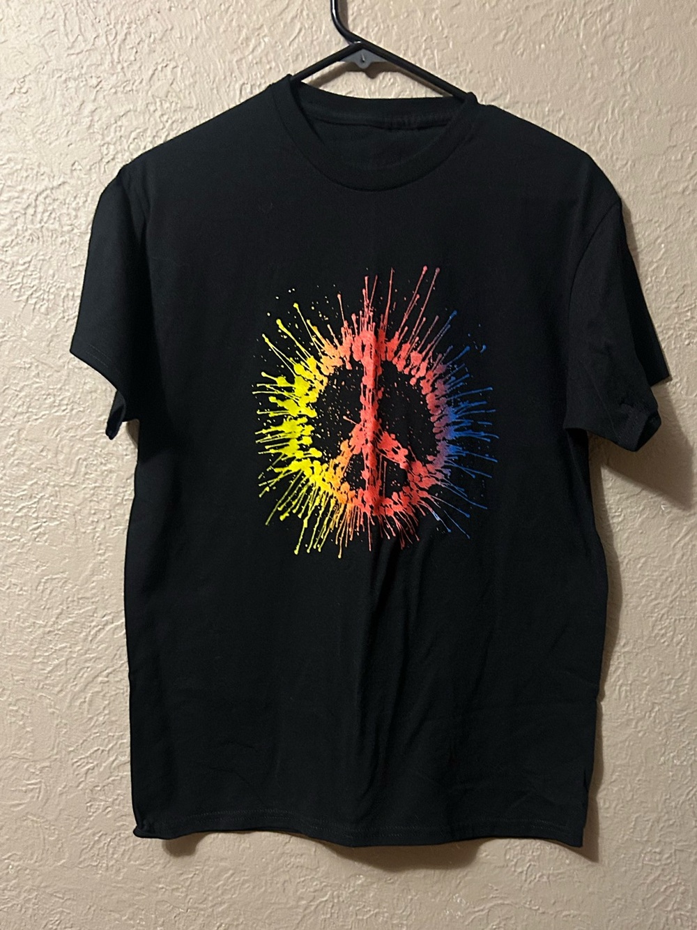 Black Short-Sleeve Men's Graphic Tee with Rainbow Peace Sign